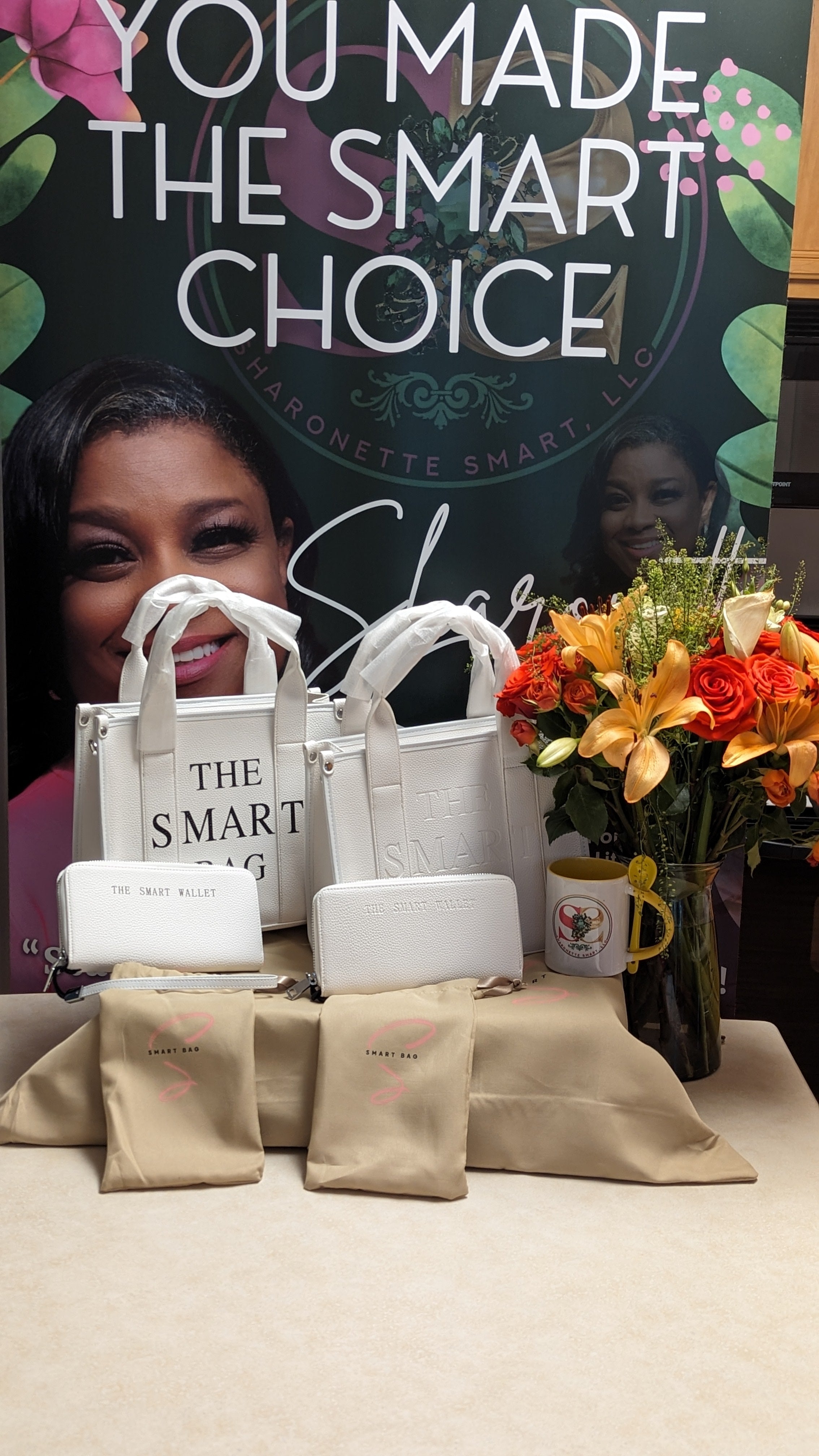 The SMARTBAG - Smart Women Tote